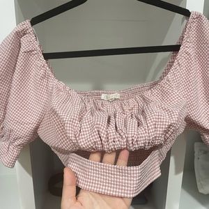 Top part of the set - pink and white checkered